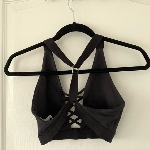 (3/$10) Forever 21 Sports Bra/Bathing suit top - Picture 2 of 4